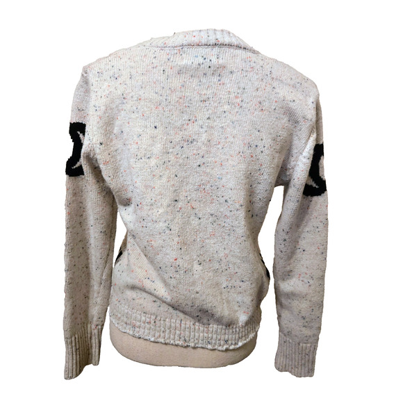 Mixed Wool Yarn Cream Long Sleeve Pullover Sweater size M with flower - Picture 7 of 12